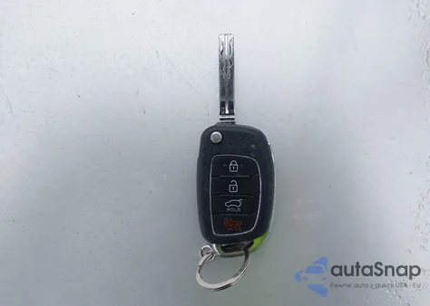 2016 Hyundai Tucson из США, поврежденный, VIN KM8J33A47GU108709